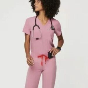 Figs LIMITED EDITION Catarina Scrub Top, CHALK PINK, size Small